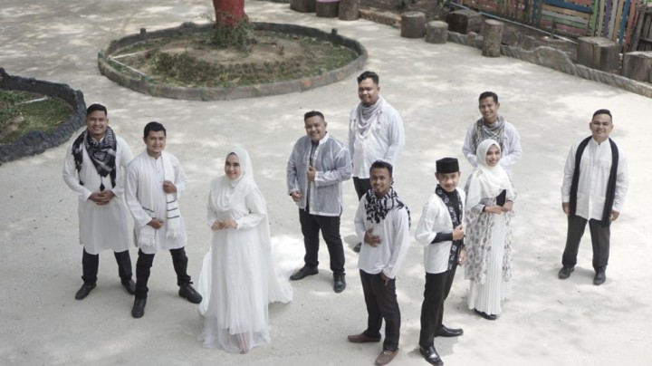 Sambut Ramadhan, Penyanyi Riau ini Hadirkan Video Musik Medley Sholawat