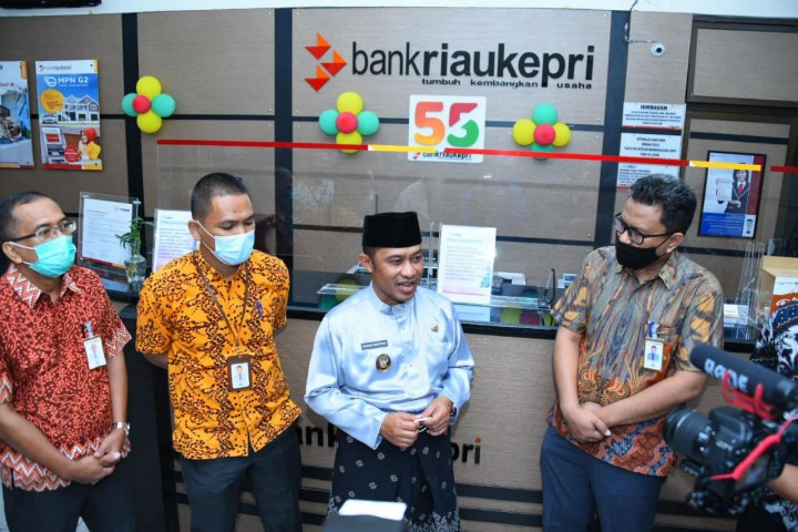 Wabup Bengkalis saat bersilaturahmi ke Bank Riau Kepri