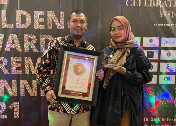 Nadhira Napoleon Pekanbaru Raih Penghargaan Indonesia Innovative Business Award Winner 2021 (foto/ist) 
