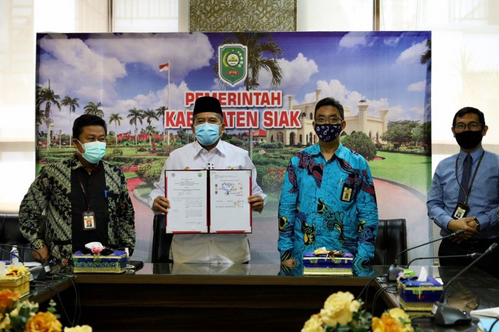 DJP Riau melakukan Penandatanganan Kesepakatan Bersama bersama Bupati Siak, Alfedri