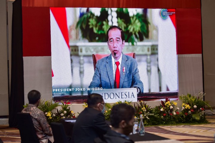Presiden Jokowi saat memberikan sambutan dalam acara KTT Perubahan Iklim. Foto: ist