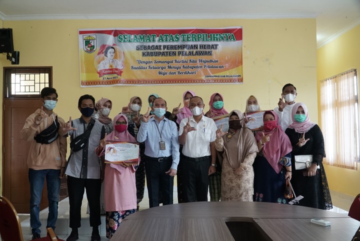 Dinas DP3AP2KB Pelalawan bekerja sama  dengan PT Riau Andalan Pulp and Paper (RAPP) mengadakan survei Kartini Pelalawan “The Unseen and Unsung Heroines” (foto/ist) 