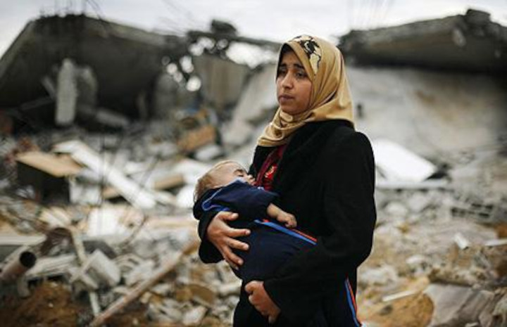 Warga Palestina korban kekejaman zionis Israel. Foto: Kompas.com