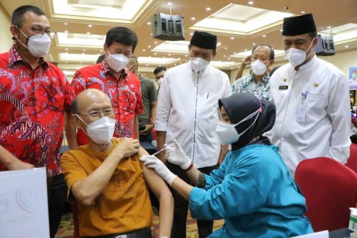 Terima 50 Ribu Dosis Vaksin Sinovac, Pemko Pekanbaru Siapkan 8 Titik Lokasi Vaksinasi Massal (foto/int) 