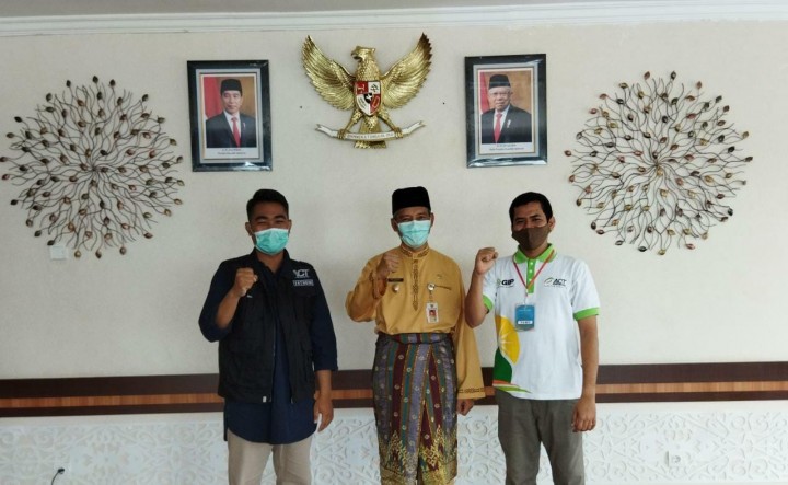 Bersama ACT Riau Wakil Wali Kota Pekanbaru Ajak Warga Bersedekah Untuk Rakyat Palestina (foto/ist) 