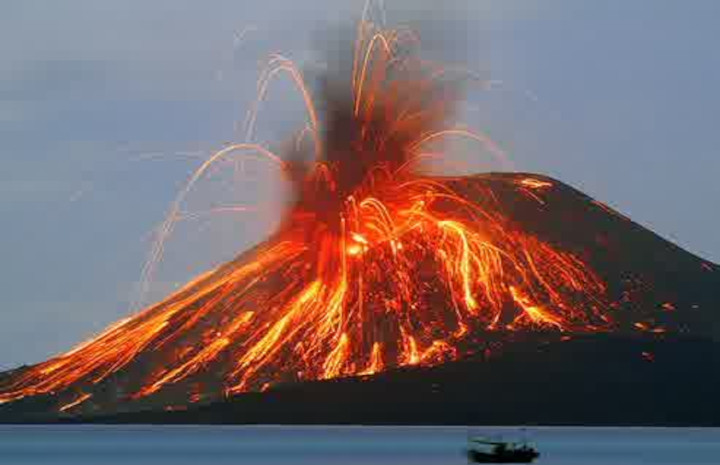 Ilustrasi lava gunung berapi. Foto: Internet