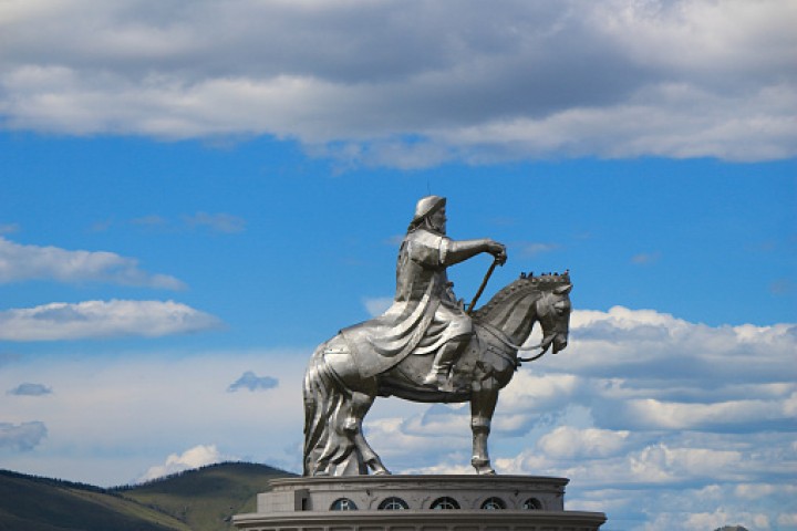Patung Jenghis Khan