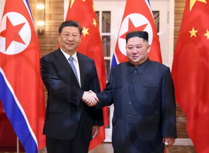 Xi Jinping dan Kim Jong Un