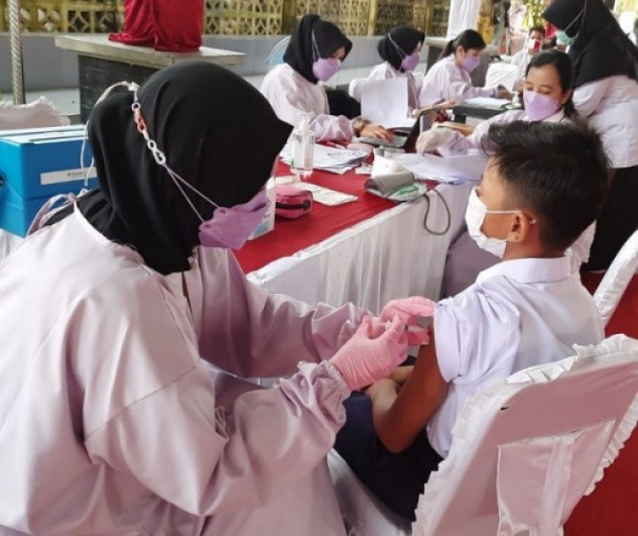 Pemko Pekanbaru Akan Vaksin 123.053 Anak Usia 12-17 Tahun, Demi Persiapan Sekolah Tatap Muka (foto/int)