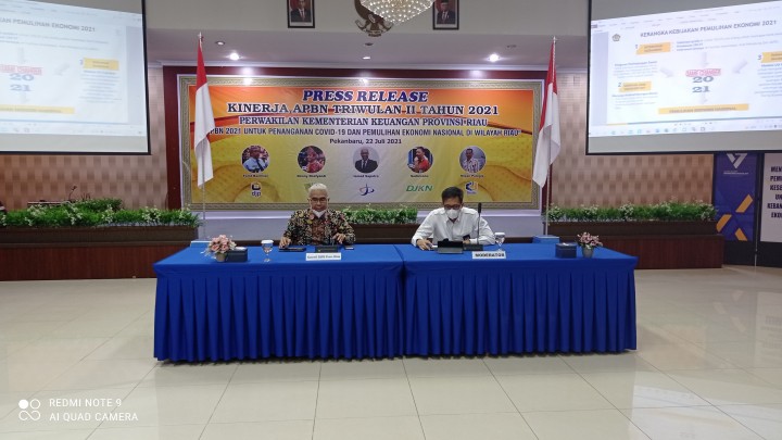 press release kinerja APBN Triwulan II Tahun 2021 Perwakilan Kementerian Keuangan Provinsi Riau yang digelar oleh Kantor Wilayah Direktorat Jenderal Perbendaharaan Perwakilan Riau Kamis, 22 Juli 2021.