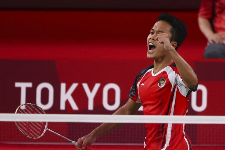 Indonesia Anthony Sinisuka Ginting saat berlaga di Olimpiade Tokyo 2020. Sumber: Reuters