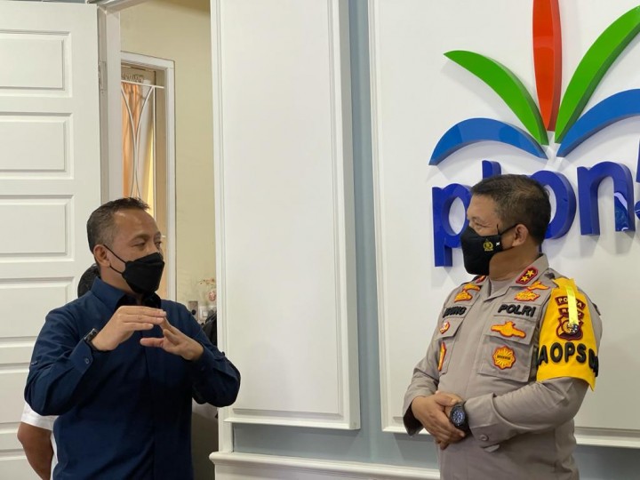 CEO PTPN V, Jatmiko Santoso paparkan kinerja PTPN V pada Kapolda Riau