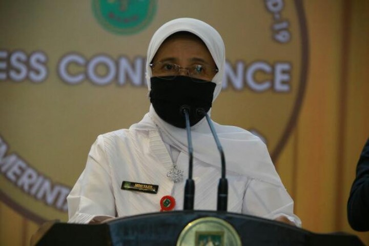 Kadiskes Riau, Mimi Yuliani Nazir