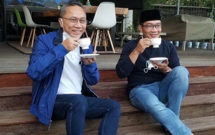 Ketum PAN Zulkifli Hasan dan Gubeernur Jawa Barat Ridwan Kamil.Sumber: Twitter/@ZUL_Hasan