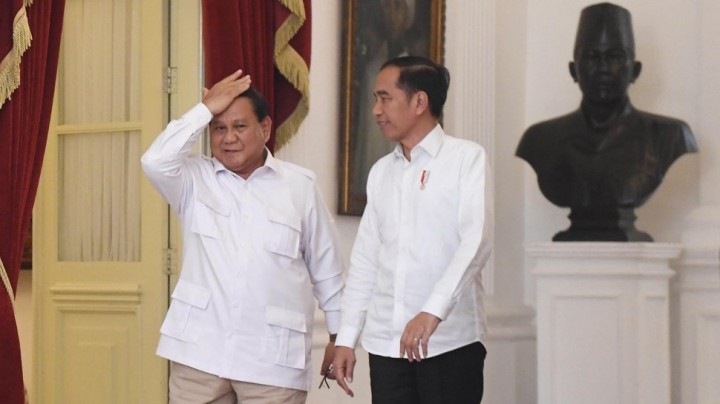 Ketum Gerindra yang juga Menteri Pertahanan Prabowo Subianto bersama Presiden Joko Widodo