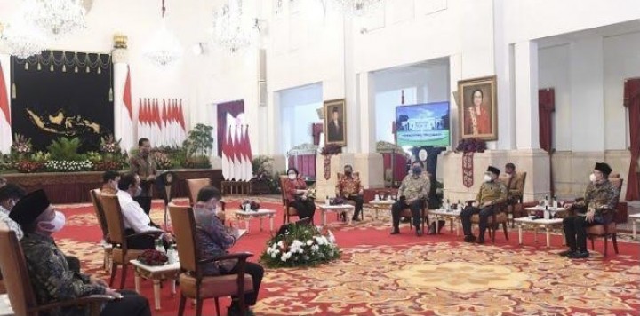 Pertemuan Presiden RI Joko Widodo dengan ketum partai koalisi pemerintahaan. Sumber: Internet