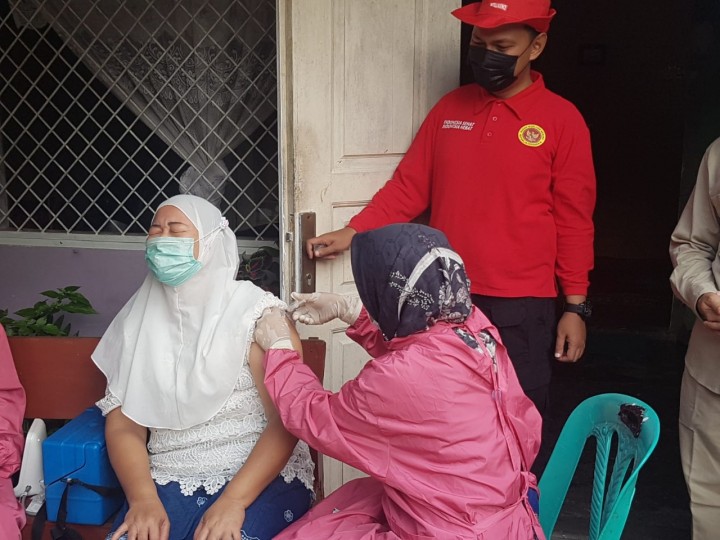 Vaksinasi Oleh Badan Inteljen Negara Daerah Riau