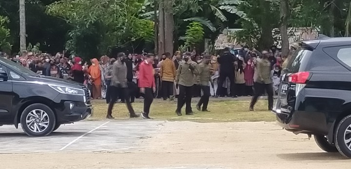 Presiden Jokowidodo saat berkunjung di Pulau Bengkalis