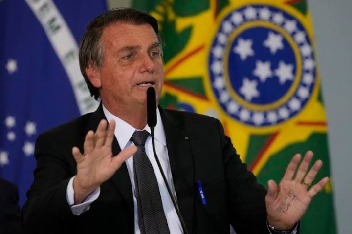 Lebih 70 Persen Rakyat Brasil Sudah Vaksin Dosis Pertama, Presiden Jair Bolsoaro Bosan Ditanya Kematian Akibat Covid-19 (foto/int