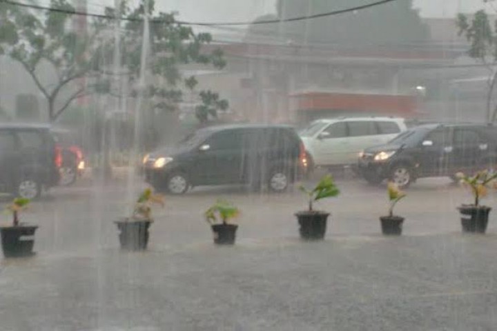 Siang Cerah Berawan, Sore Ada Potensi Hujan Untuk Pekanbaru Hingga Siak (foto/int)