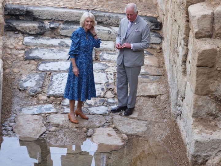 Pangeran Charles dan Camilla di Sungai Jordan