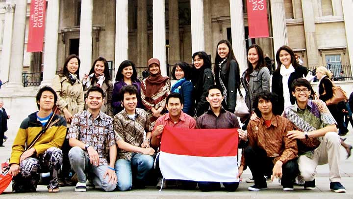Ilustrasi mahasiswa Indonesia bersekolah di luar negeri. Sumber: Internet