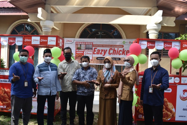 Target 1000 Lapak di Riau, Launching Program Lapak Berkah Eazy Chicken di Pekanbaru (foto/int)