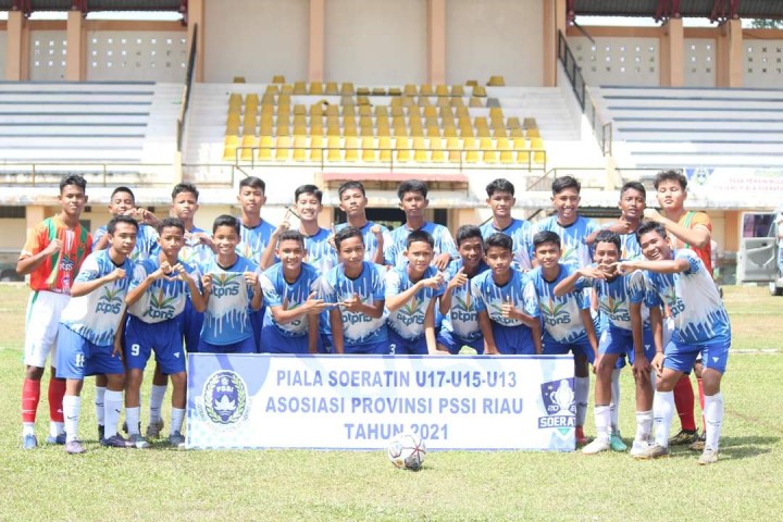 Tim Sepakbola PTPN V Usia-15 di Piala Suratin 