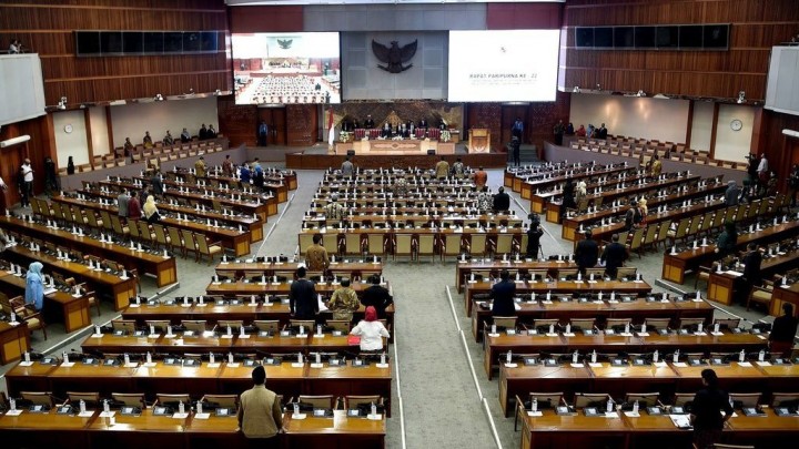 Sejumlah anggota DPR RI mengikuti Rapat Paripurna di Komplek Parlemen, Senayan, Jakarta. Sumber: Tirto.id