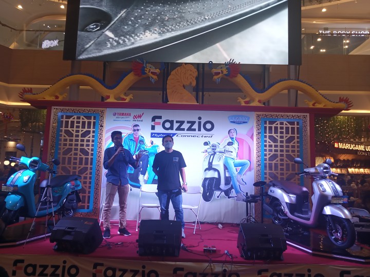 Acara launching Yamaha Fazzio Hybrid-Connected di Living world Pekanbaru