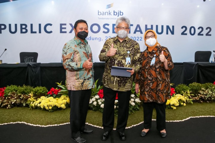 Public Exposes bank bjb 2022