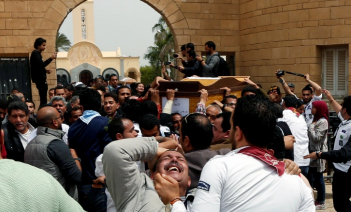 Sabtu menandai lima tahun sejak apa yang digambarkan sebagai 'hari kekerasan terburuk' yang menargetkan orang-orang Kristen dalam sejarah modern Mesir' [File: Amr Abdallah Dalsh/Reuters]