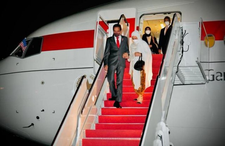 Presiden RI Joko Widodo dan Istri tiba di Amerika Serikat. Sumber: JPNN.COM