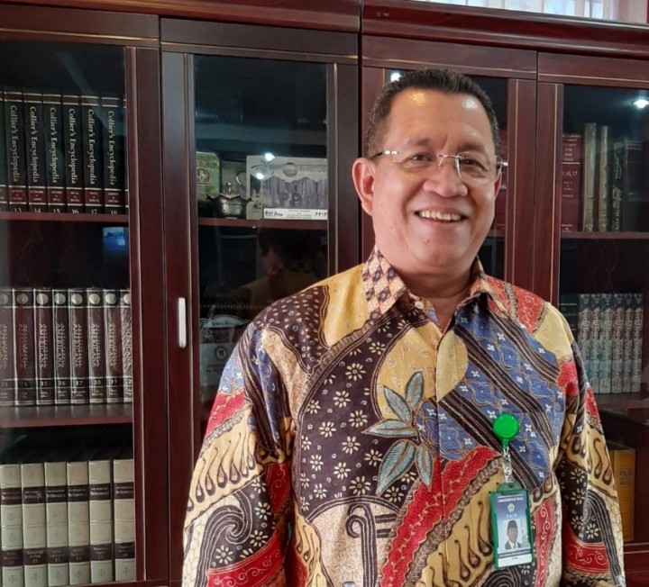Ketua Panitia Pemilihan Anggota Dewan Pendidikan Provinsi Riau Prof. Dr. Mahdum, M.Pd