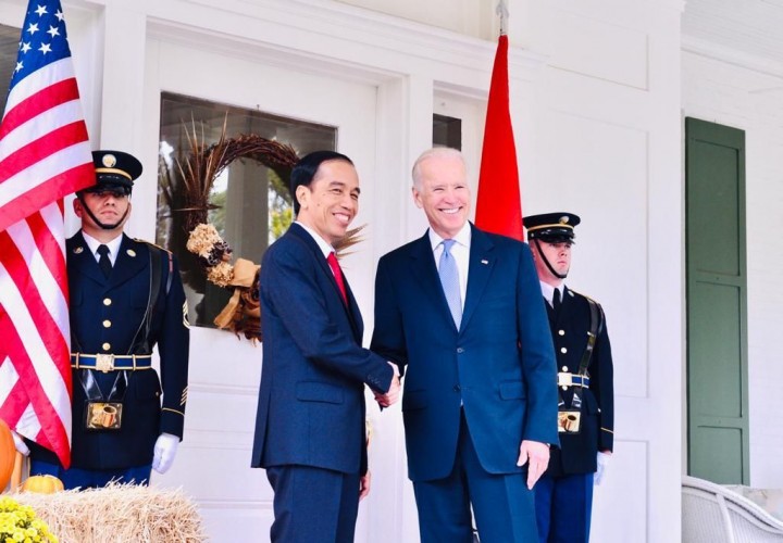 Jokowi bertemu dengan Biden saat kunjungan kerja ke Amerika Serikat. Sumber: Internet