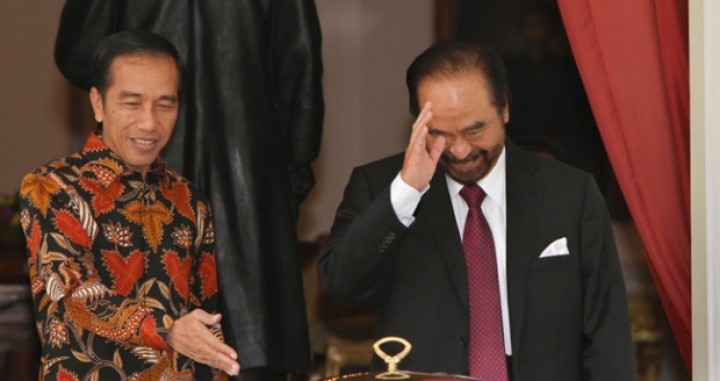 Presiden RI Joko Widodo dan Ketum Partai NasDem Surya Paloh. Sumber: Tempo.co