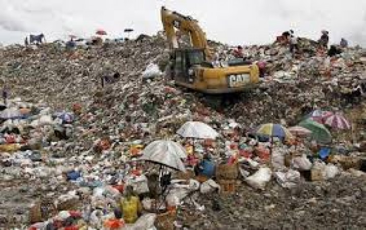 Pemko Pekanbaru Tetapkan 139 TPS di 15 Kecamatan, Masyarakat Buang Sampah Dekat dengan Lingkungan