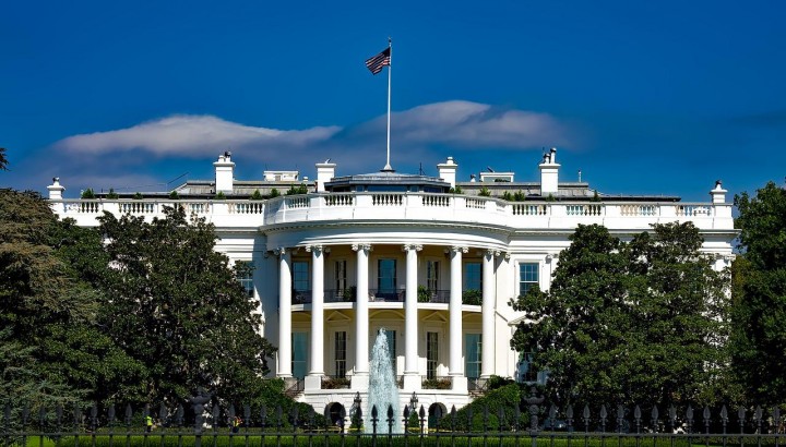 Gedung Putih atau White House tempat kediaman eksekutif presiden Amerika Serikat