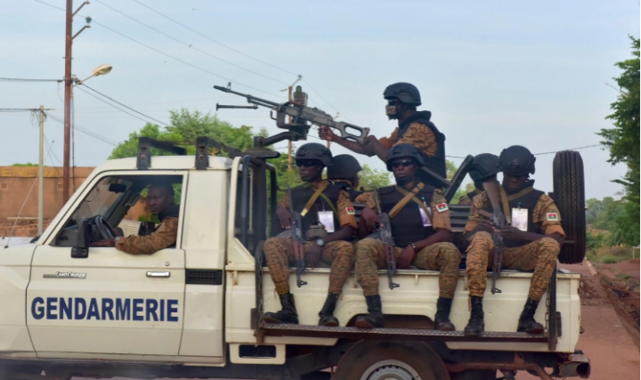 Foto : Polisi Burkinabe di kota Ouahigouya di utara negara itu pada 2018