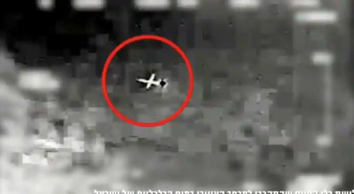 Drone yang ditembakkan Hizbullah dijatuhkan Israel /reuters
