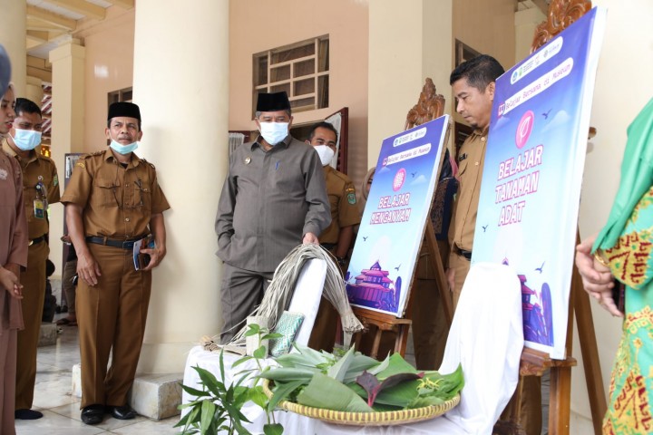 Bupati Siak, Alfedri di Museum Balairung Sri