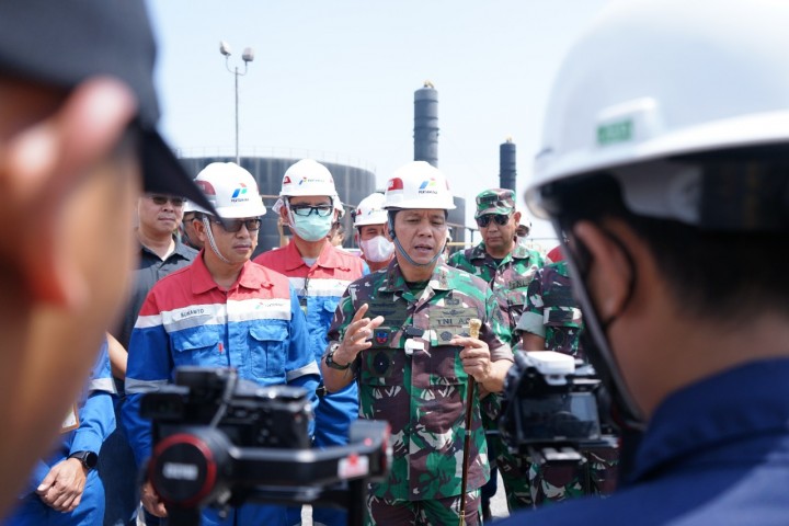 Danpussenarhanud Mayjen TNI Karev Marpaung hadir langsung memantau jalannya Latgab