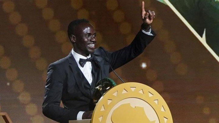 Sadio Mane menjadi Pemain Terbaik Afrika 2022. (REUTERS/ABDELHAK BALHAKI)  