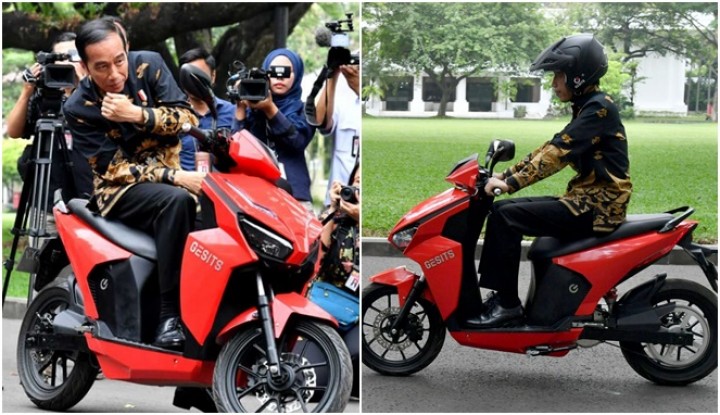 Foto : Jokowi Mengendarai Gesits