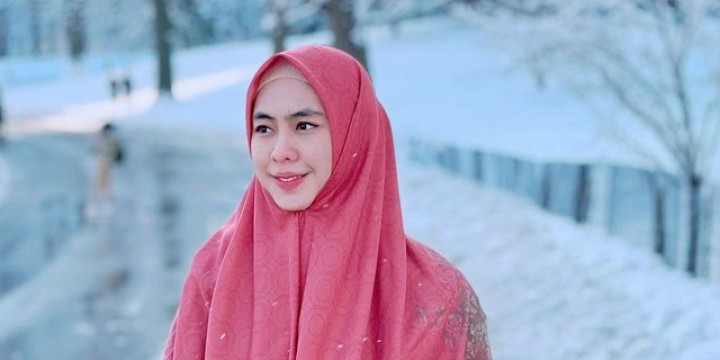 Oki Setiana Dewi
