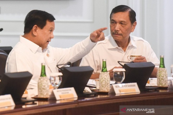 Menteri Pertahanan (Menhan) Prabowo Subianto dan Menko Marves Luhut B Pandjaitan. Sumber: Internet