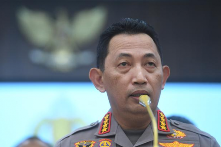Kapolri Jenderal Polisi, Listyo Sigit Prabowo ungkap 11 perwira dan 31 personel polisi telah melanggar kode etik terkait kasus kematian Brigadir J /ANTARA