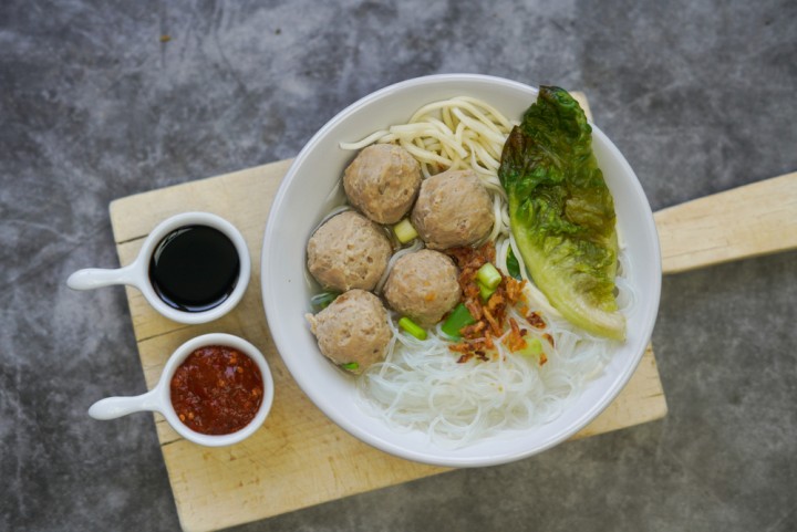 Cara Membuat Kuah Bakso Sederhana Gurih Tanpa Daging Loh Yuk Intip