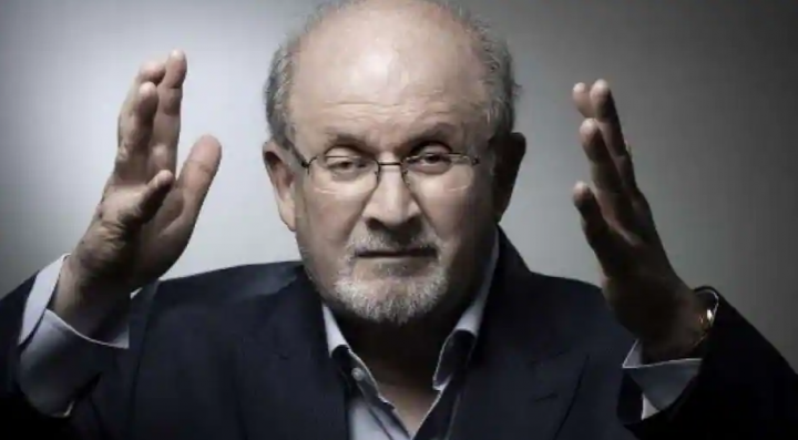 Hadi Matar adalah sosok yang menyerang penulis Novel Kontroversial Ayat-ayat Setan yakni Salman Rushdie /AFP