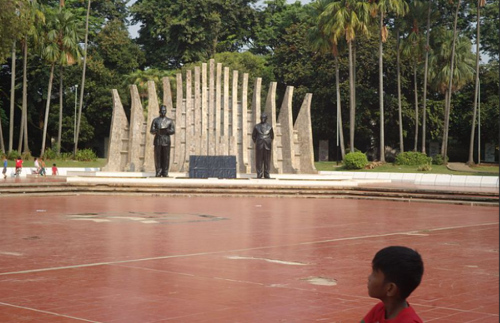Taman Monumen Proklamasi, sebagai tempat yang dulunya berdiri rumah proklamasi yang telah dirobohkan /simomot.com